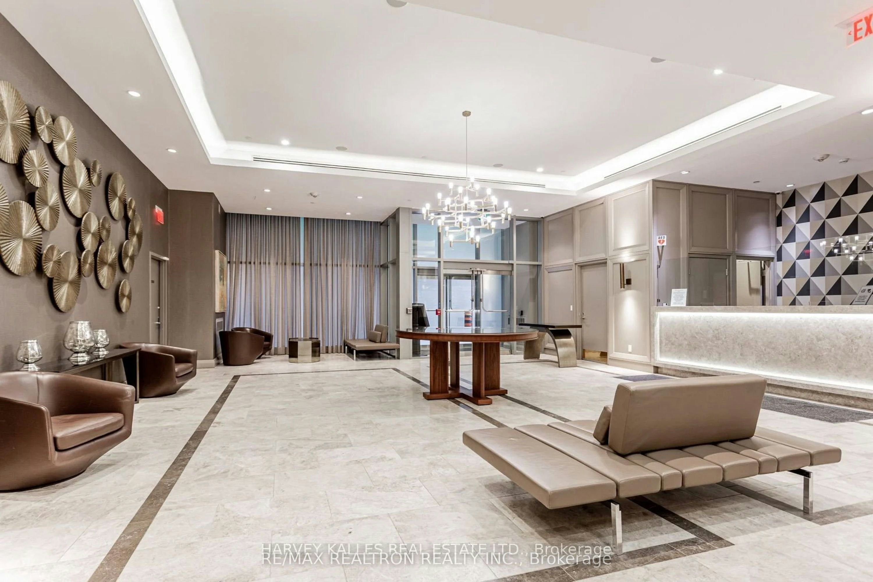 155 Yorkville Avenue, Toronto, ON, M5R 1C4 - 4