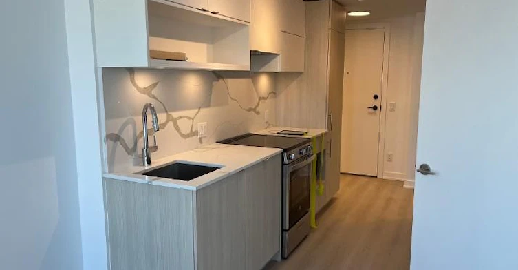 3211-100 Queen Street, Toronto, ON, M5C 0B5 - 4