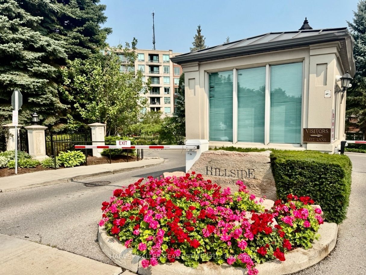 115-28 William Carson Crescent, Toronto, ON, M2P 2H1 - 3