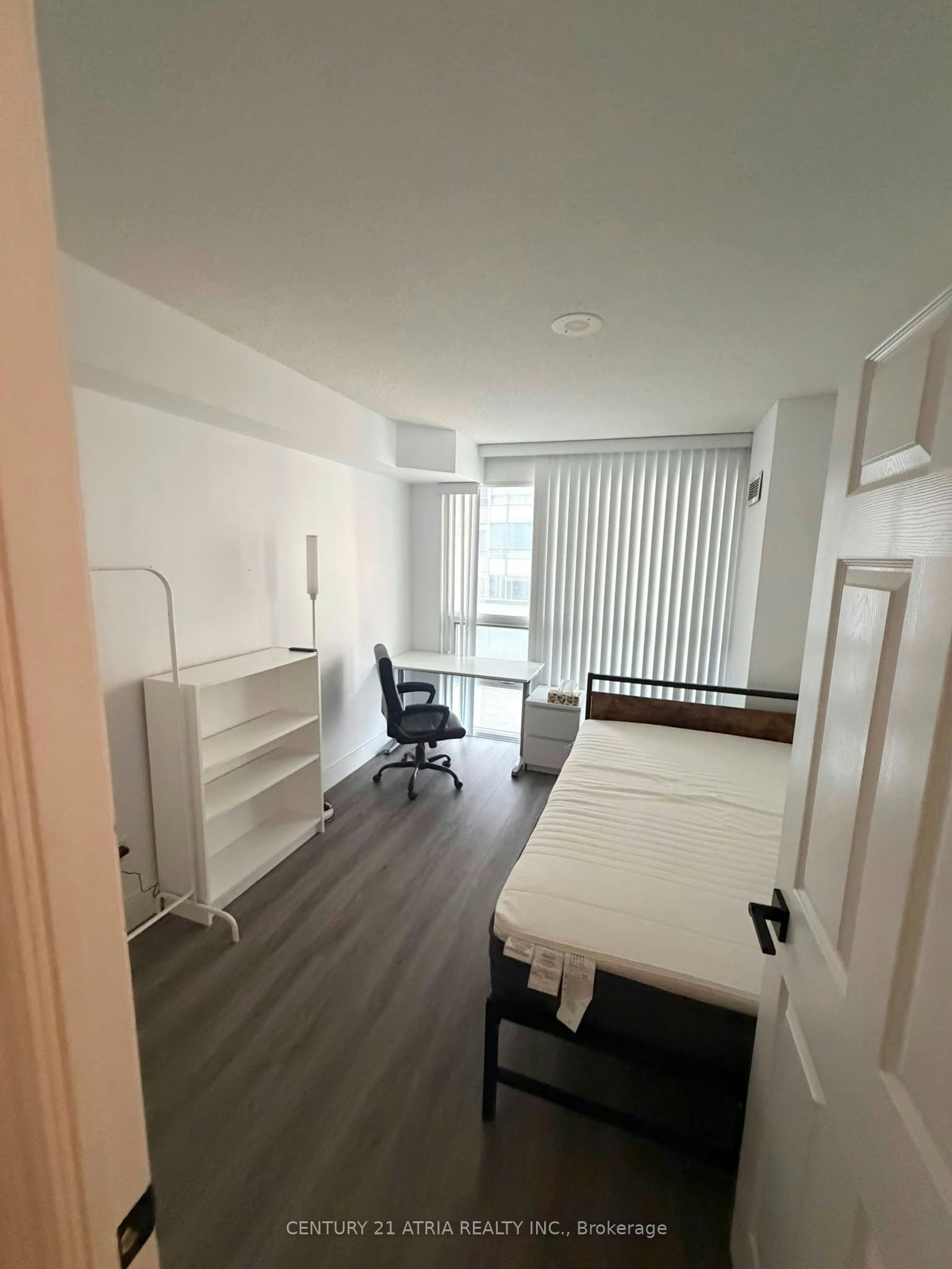 1007-761 Bay Street, Toronto, ON, M5G 2R2 - 5