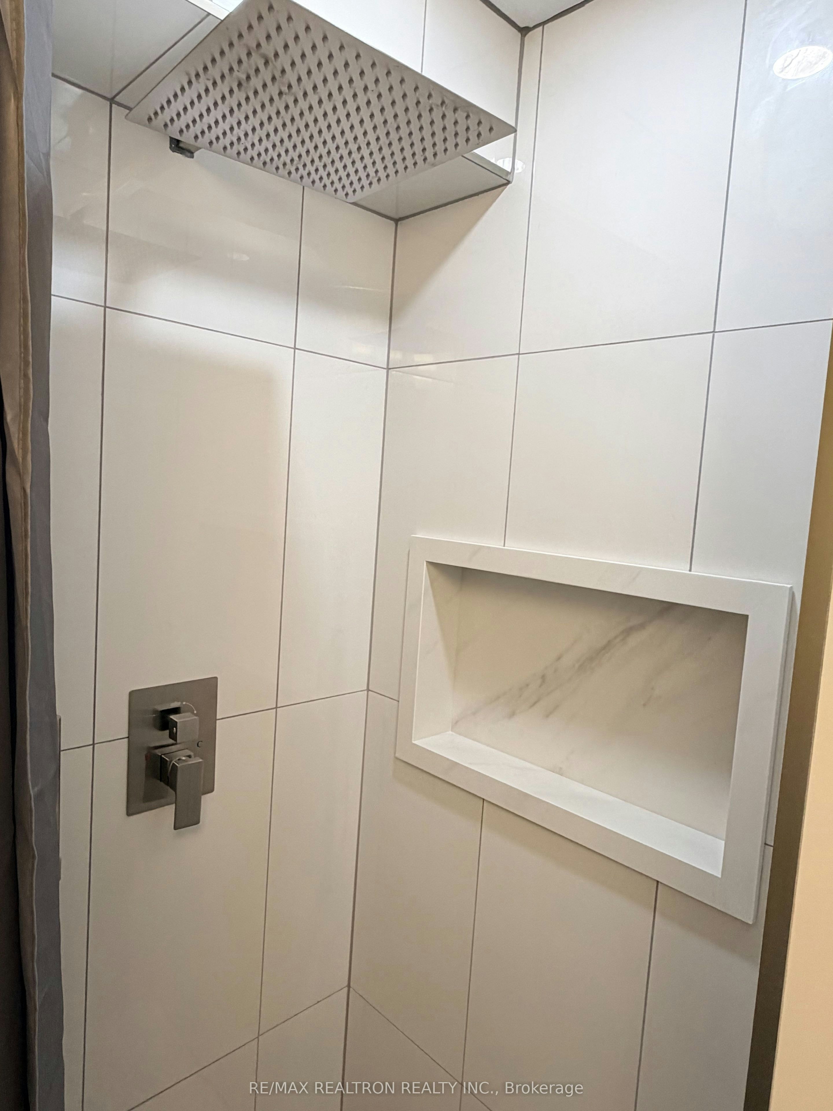 Basement B-36 George Henry Boulevard, Toronto, ON, M2J 1E2 - 8