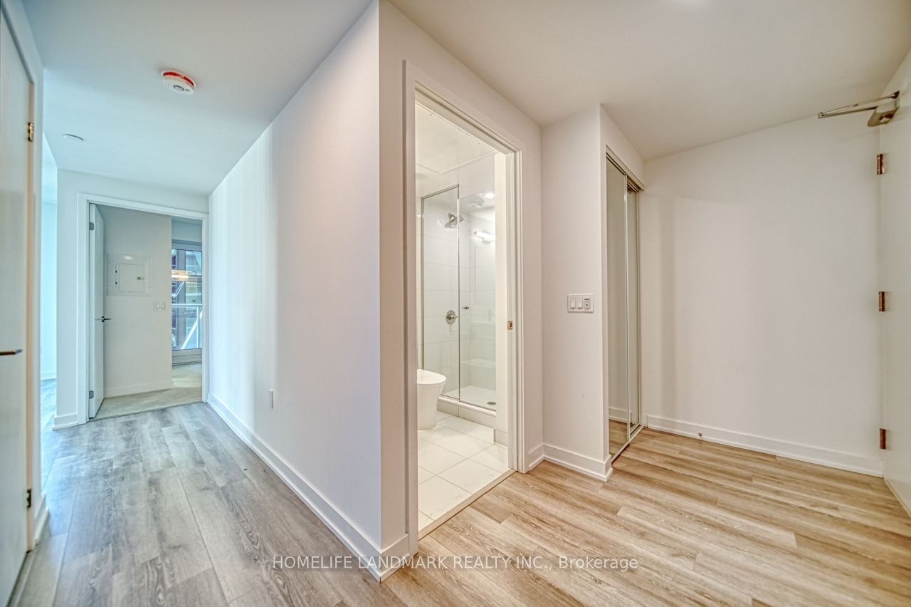 1919-230 Simcoe Street, Toronto, ON, M5T 0G7 - 21