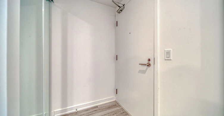 1919-230 Simcoe Street, Toronto, ON, M5T 0G7 - 3