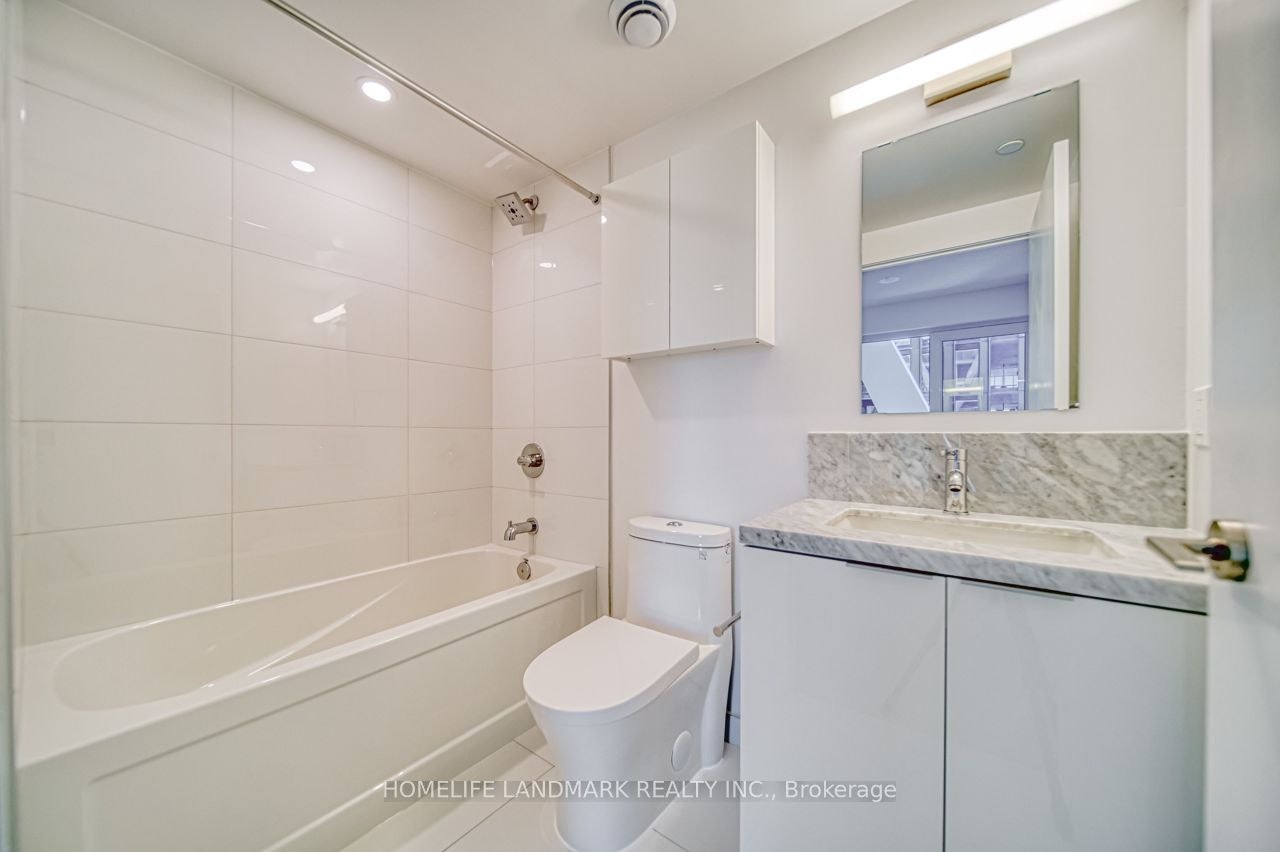 1919-230 Simcoe Street, Toronto, ON, M5T 0G7 - 17