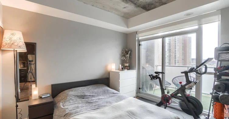 1124-1 Shaw Street, Toronto, ON, M6K 0A1 - 11