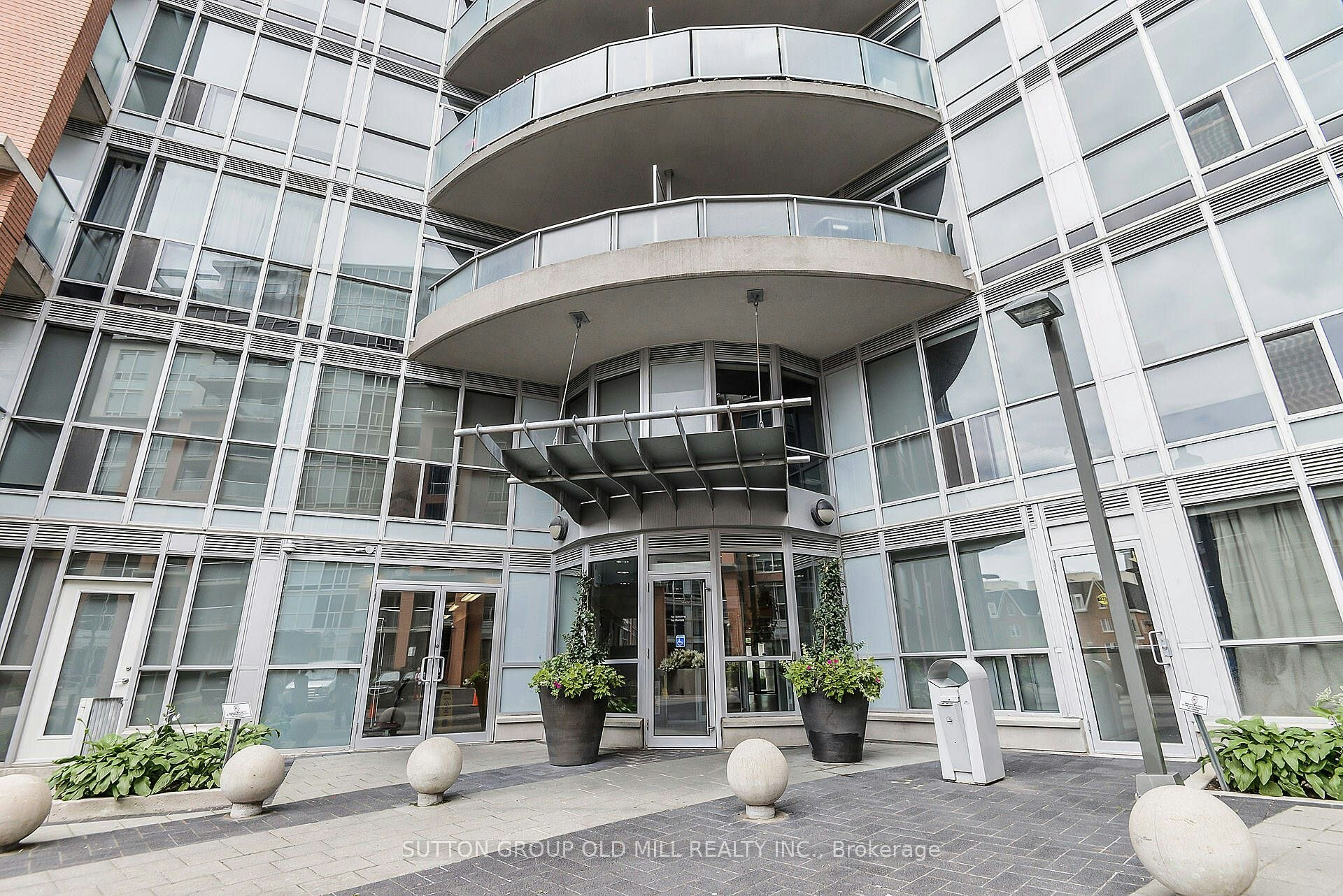 1124-1 Shaw Street, Toronto, ON, M6K 0A1 - 2
