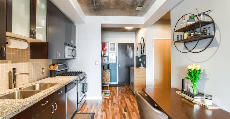 1124-1 Shaw Street, Toronto, ON, M6K 0A1 - 8