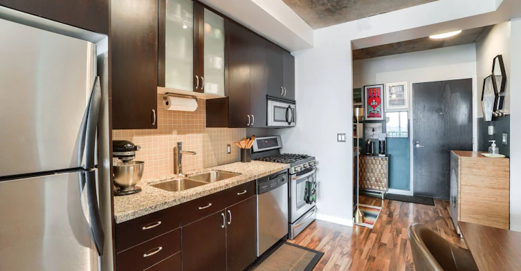 1124-1 Shaw Street, Toronto, ON, M6K 0A1 - 7