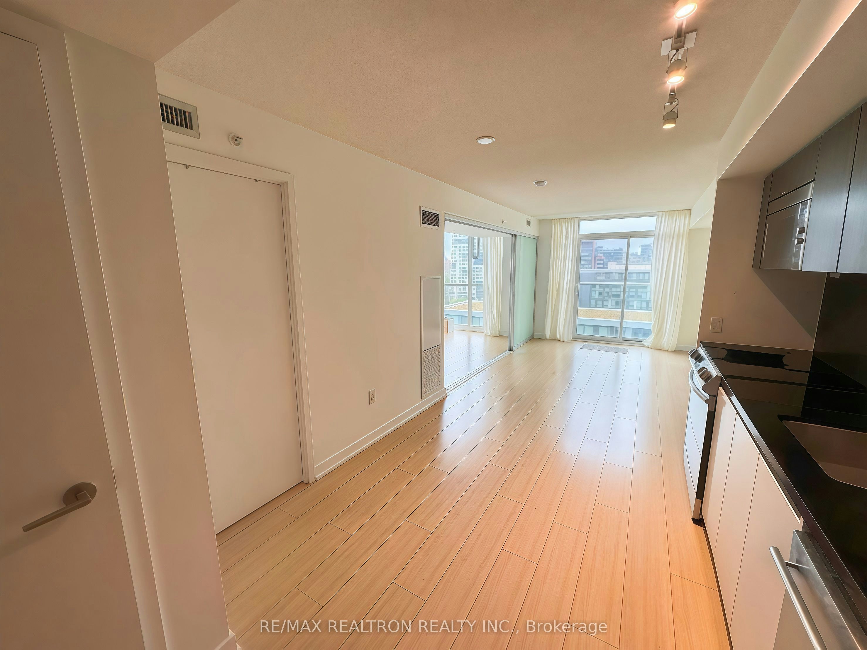 1211-85 Queens Wharf Road, Toronto, ON, M5V 0J9 - 3