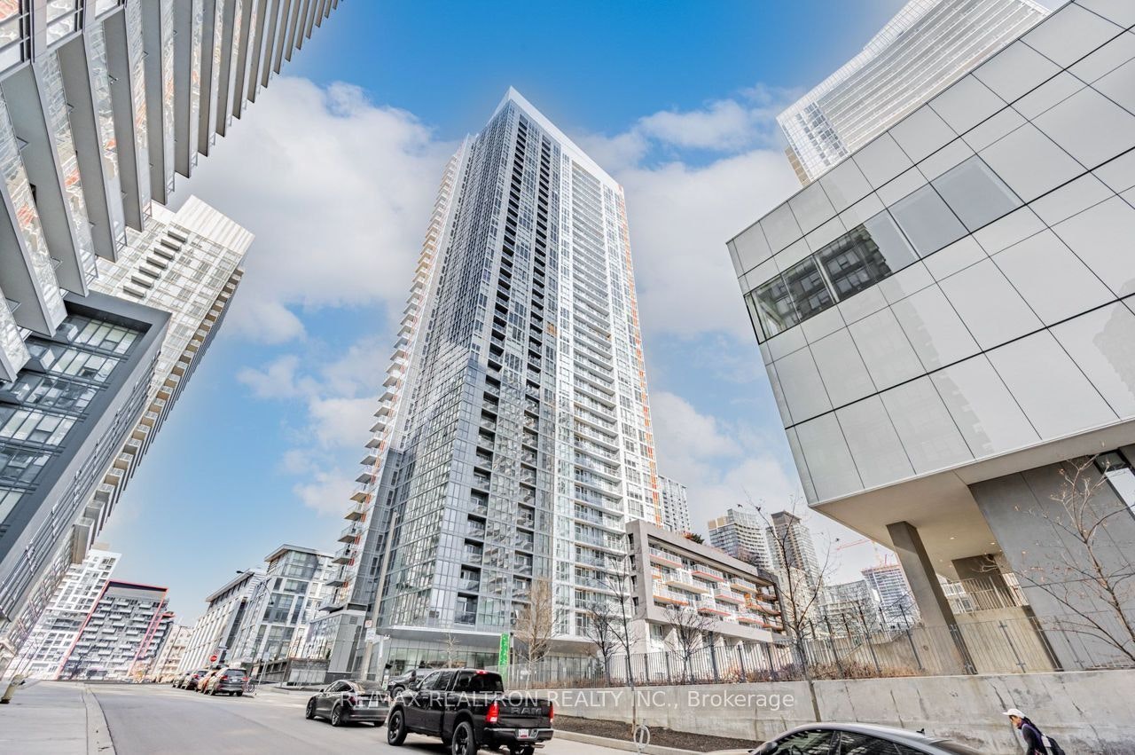 1211-85 Queens Wharf Road, Toronto, ON, M5V 0J9