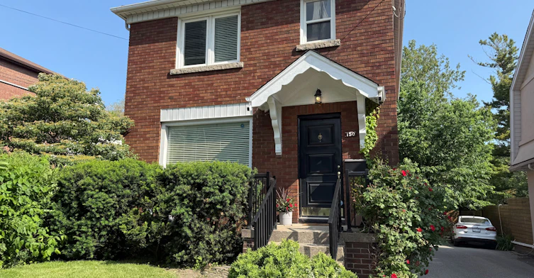 Lower-150 Davisville Avenue, Toronto, ON, M4S 1E8