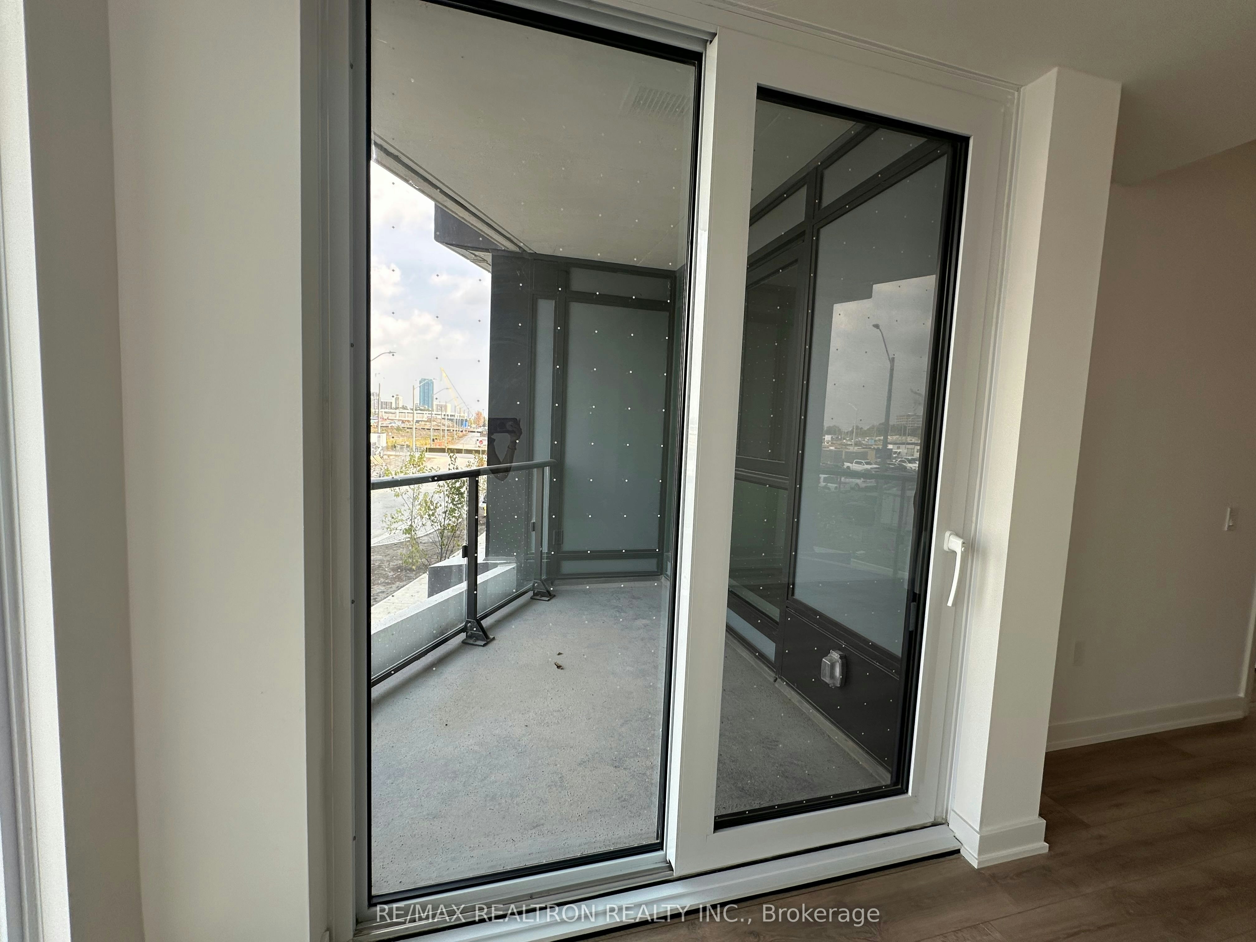 217-1 Kyle Lowry Road, Toronto, ON, M3C 1H7 - 10