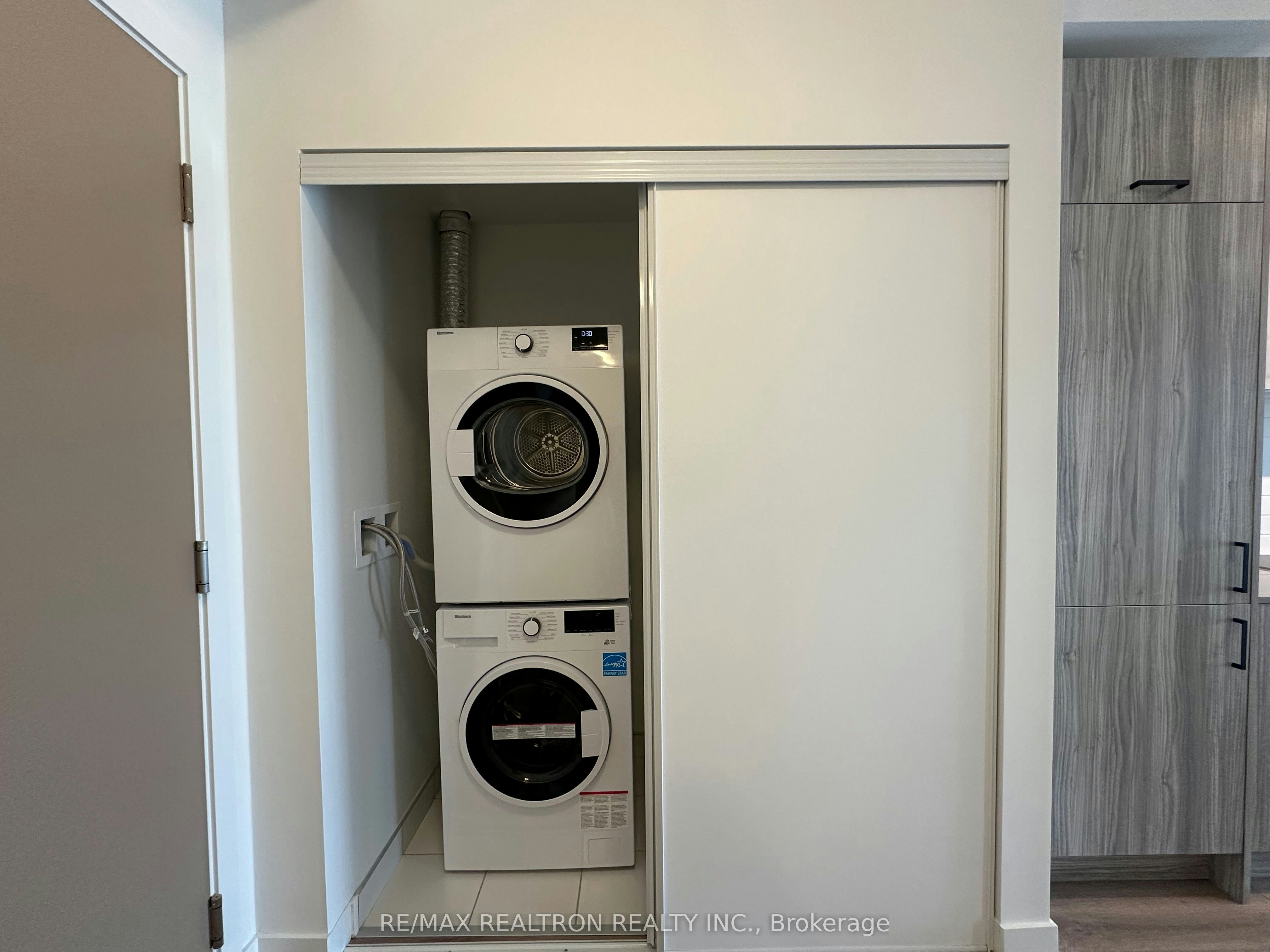 217-1 Kyle Lowry Road, Toronto, ON, M3C 1H7 - 12