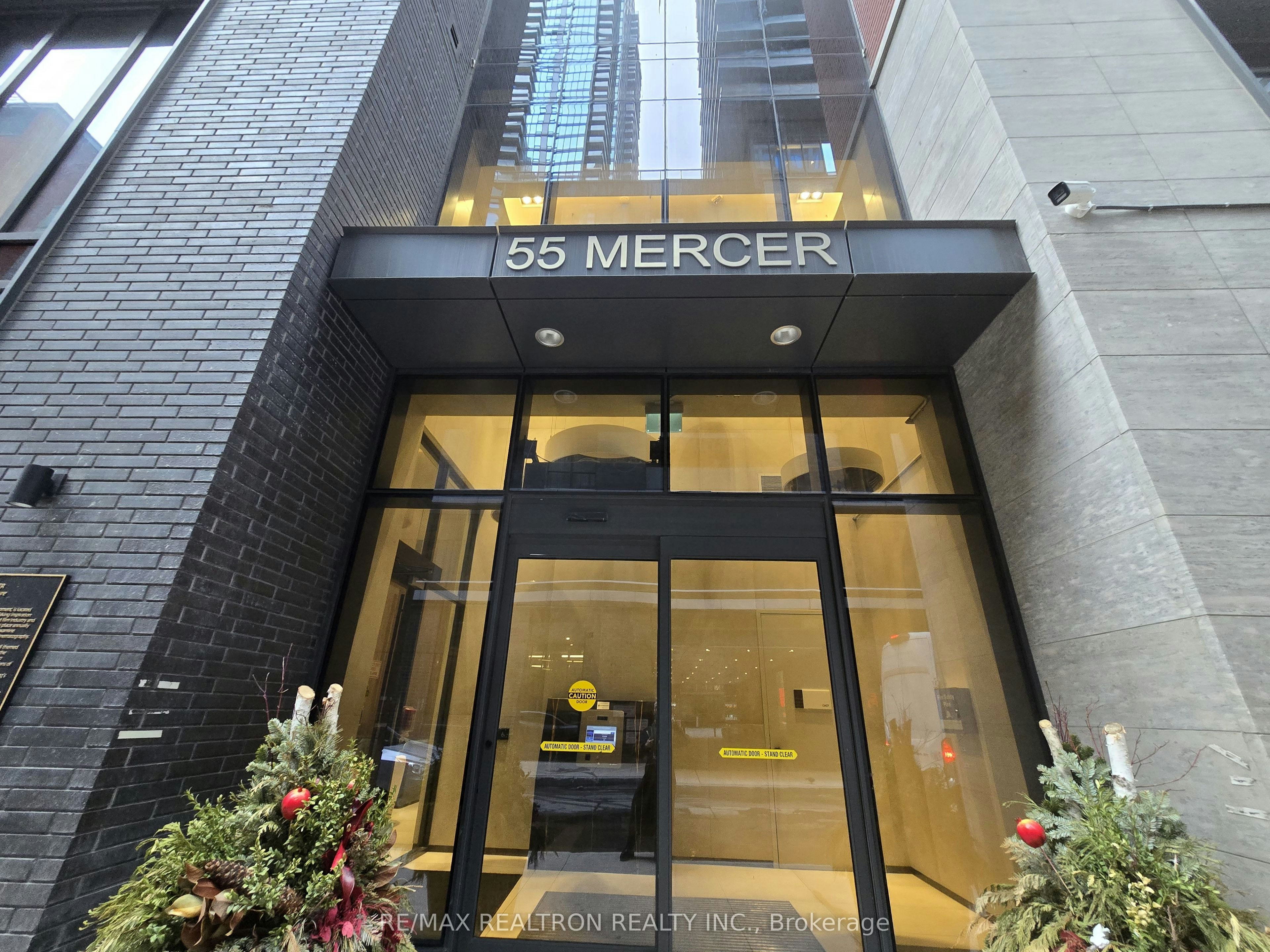1212-55 Mercer Street, Toronto, ON, M5V 3W2