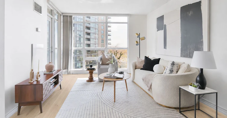 1102-231 Fort York Boulevard, Toronto, ON, M5V 1B2 - 2
