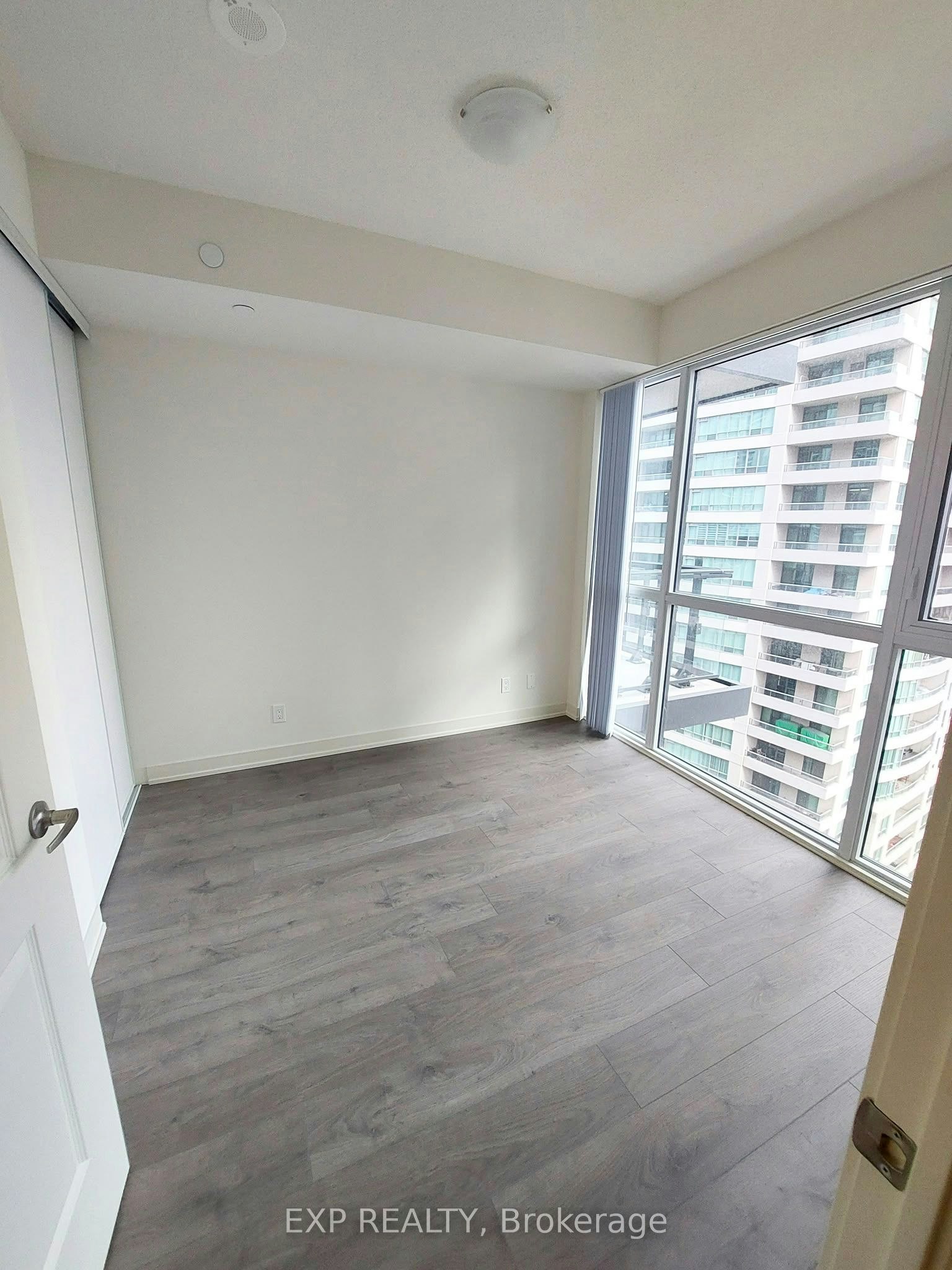 1001-4955 Yonge Street, Toronto, ON, M2N 0L8 - 6