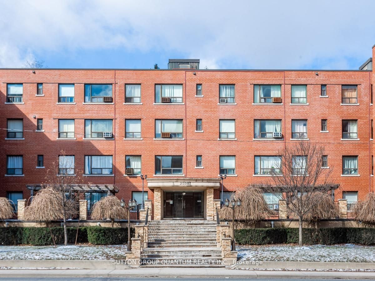 218-2550 Bathurst Street, Toronto, ON, M6B 2Z2