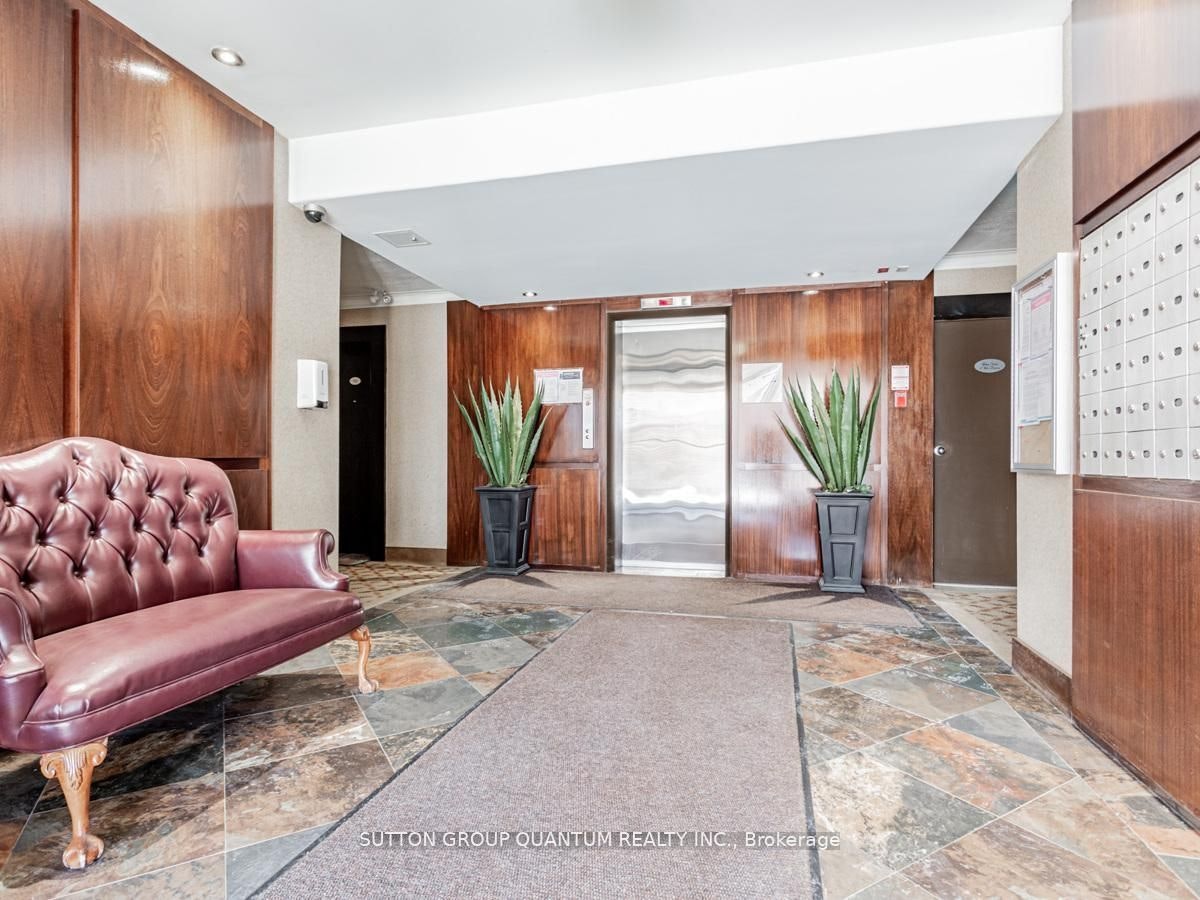 218-2550 Bathurst Street, Toronto, ON, M6B 2Z2 - 4