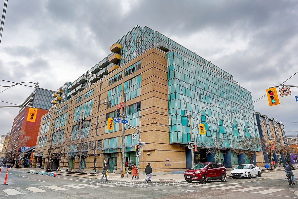 403-156 Portland Street, Toronto, ON, M5V 0G1