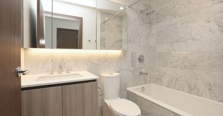 4007-17 Bathurst Street, Toronto, ON, M6A 2E1 - 6