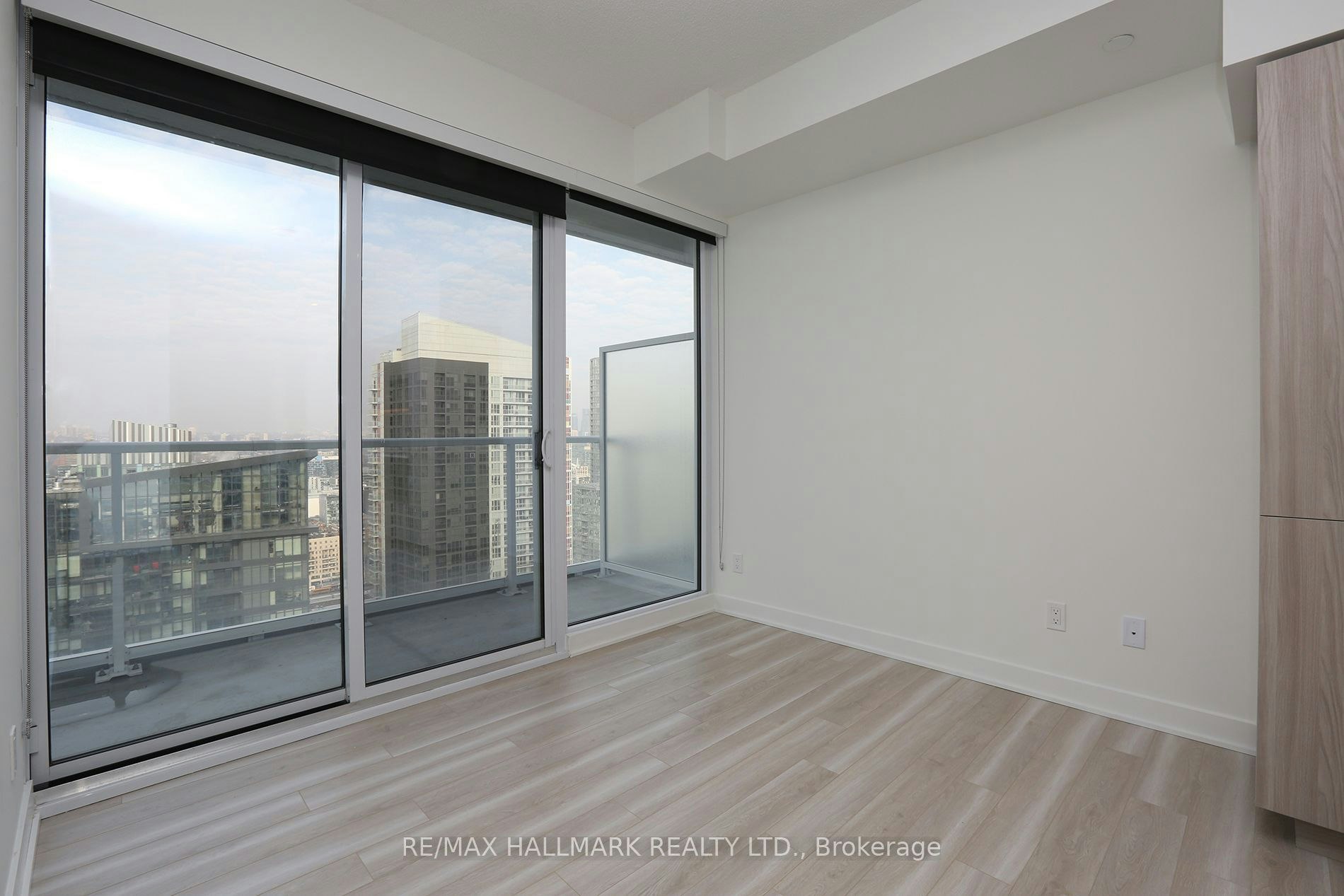 4007-17 Bathurst Street, Toronto, ON, M6A 2E1 - 19