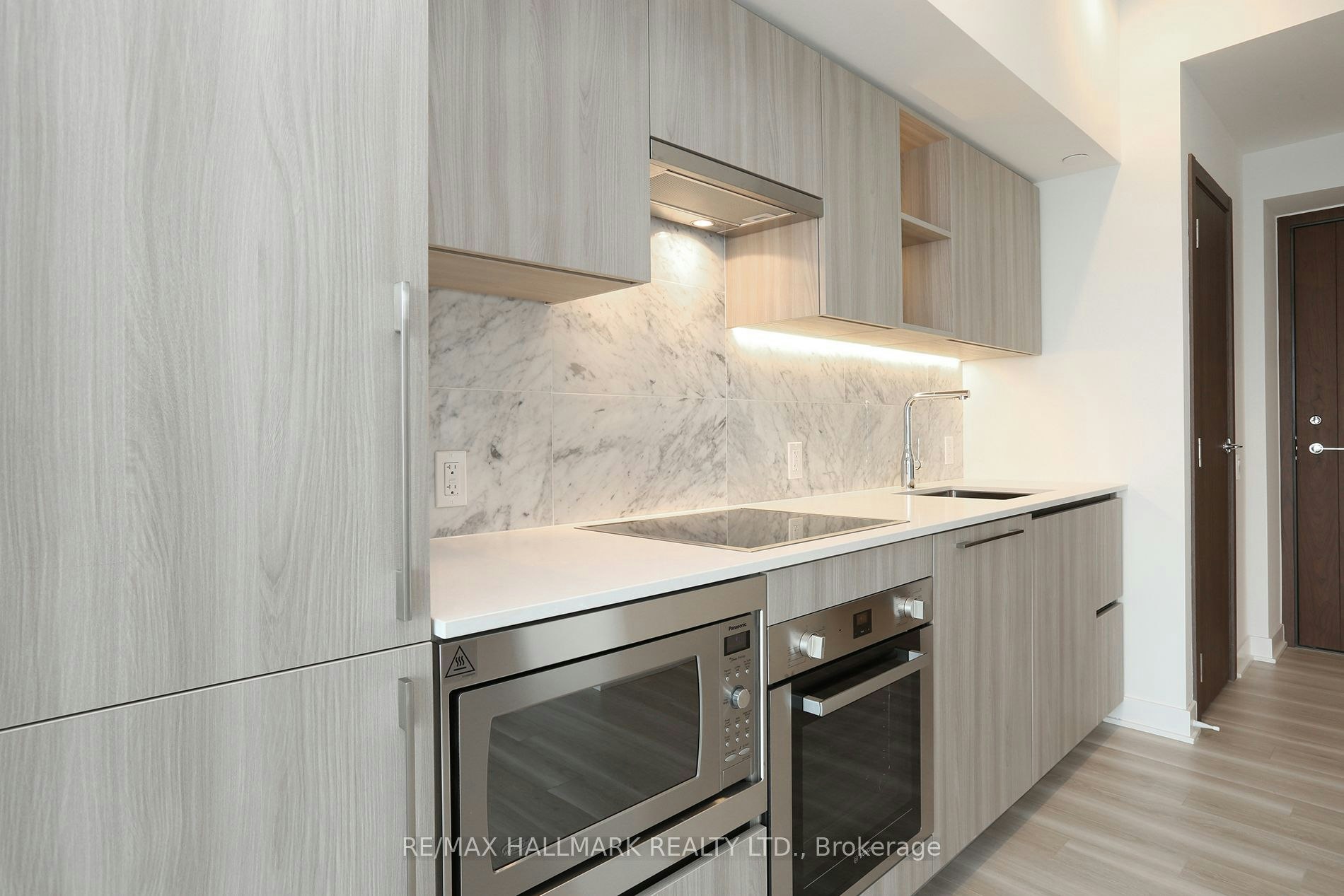 4007-17 Bathurst Street, Toronto, ON, M6A 2E1 - 13