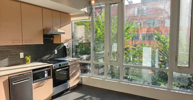 310-3 Market Street, Toronto, ON, M5E 0A3 - 4