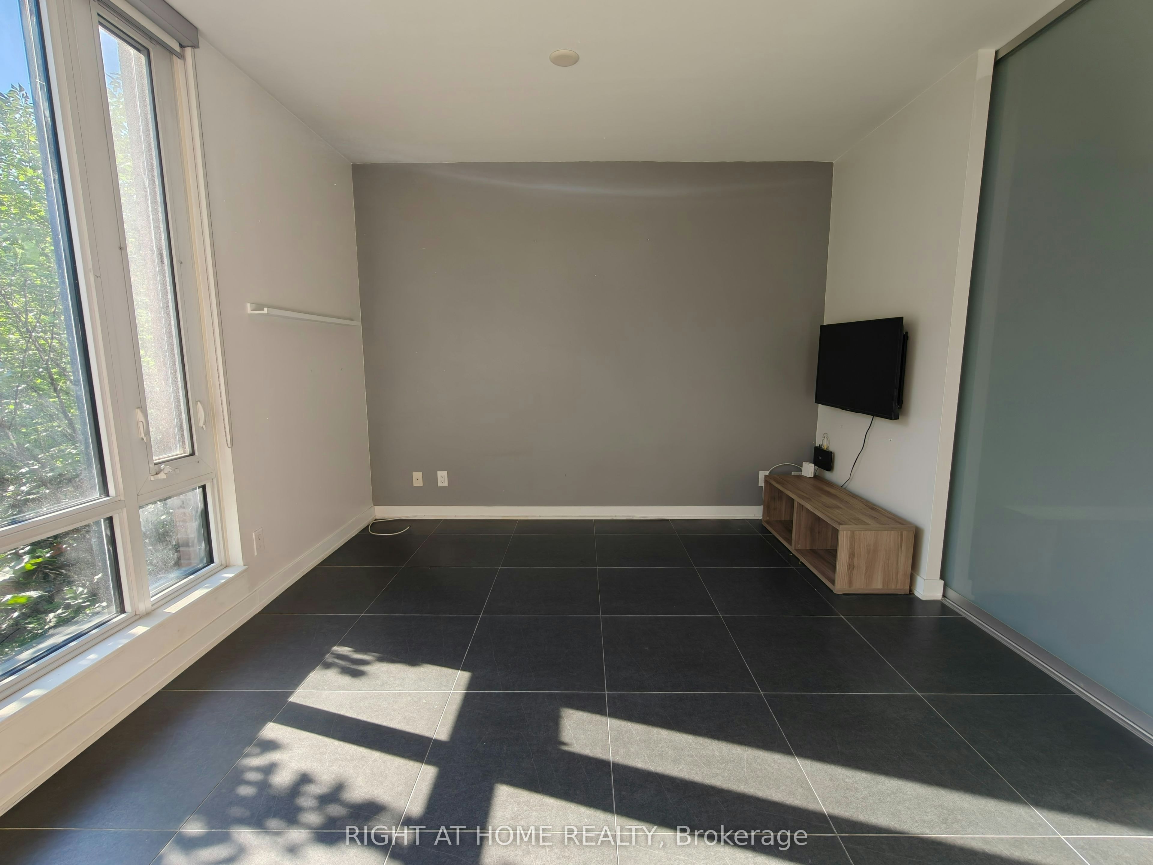 310-3 Market Street, Toronto, ON, M5E 0A3 - 6