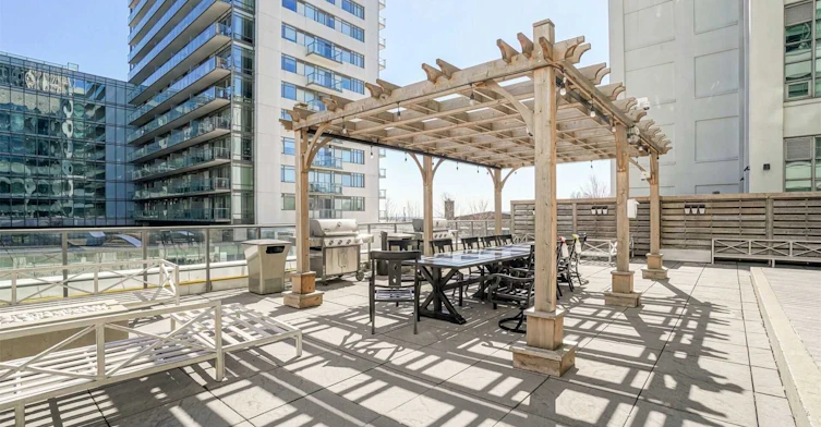 513-637 Lake Shore Boulevard W, Toronto, ON, M5V 3J6 - 18