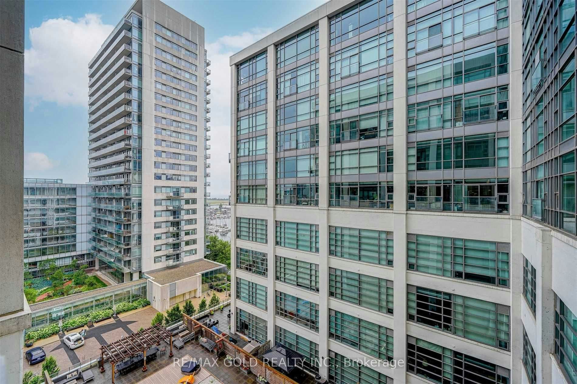 513-637 Lake Shore Boulevard W, Toronto, ON, M5V 3J6 - 17