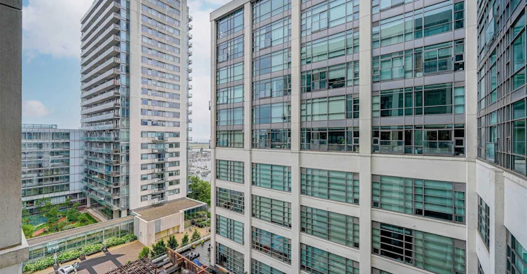 513-637 Lake Shore Boulevard W, Toronto, ON, M5V 3J6 - 17