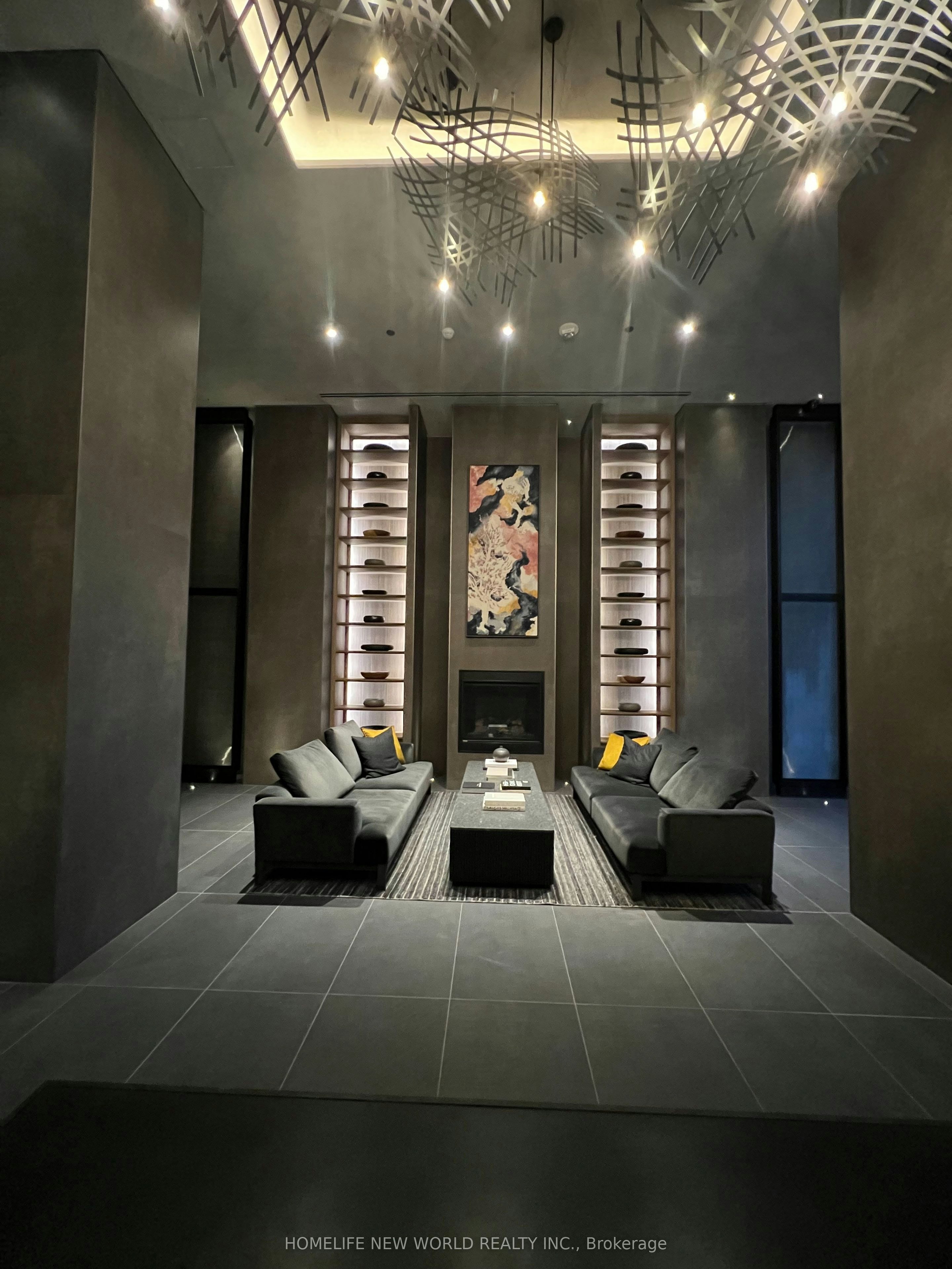 1813-55 Charles Street E, Toronto, ON, M4Y 1S9 - 2