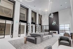 4603-39 Roehampton Avenue, Toronto, ON, M4P 1P9 - 4