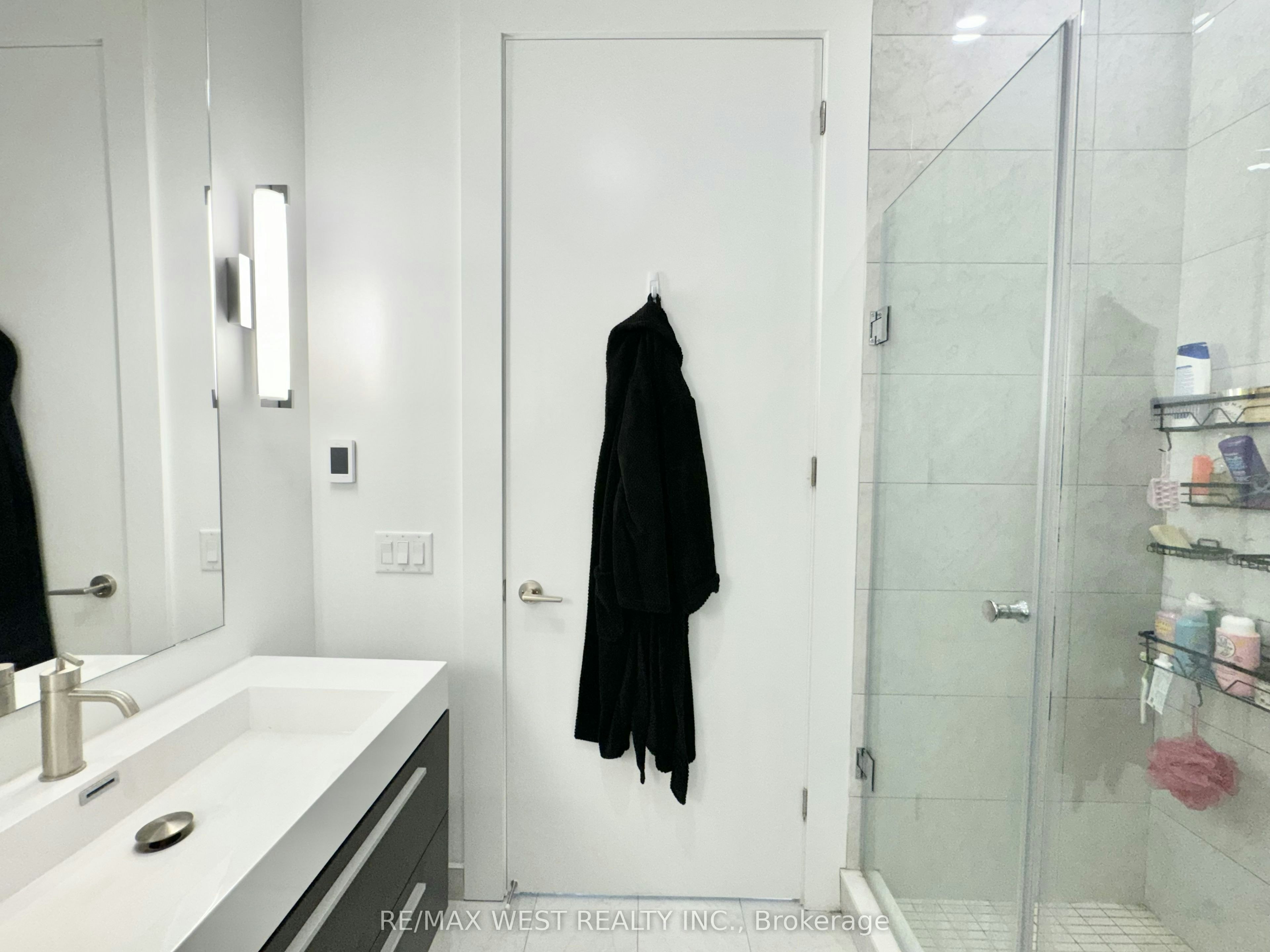 4603-39 Roehampton Avenue, Toronto, ON, M4P 1P9 - 22