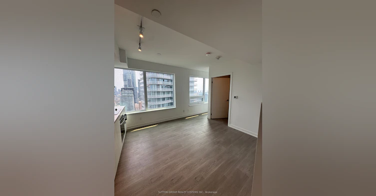 4712-8 Wellesley Street W, Toronto, ON, M4Y 0J5 - 8