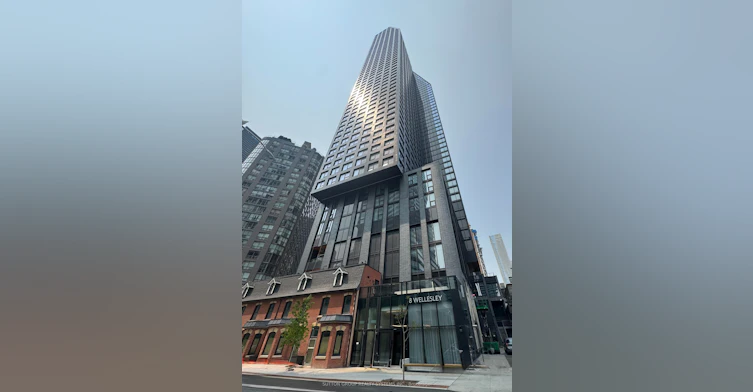 4712-8 Wellesley Street W, Toronto, ON, M4Y 0J5