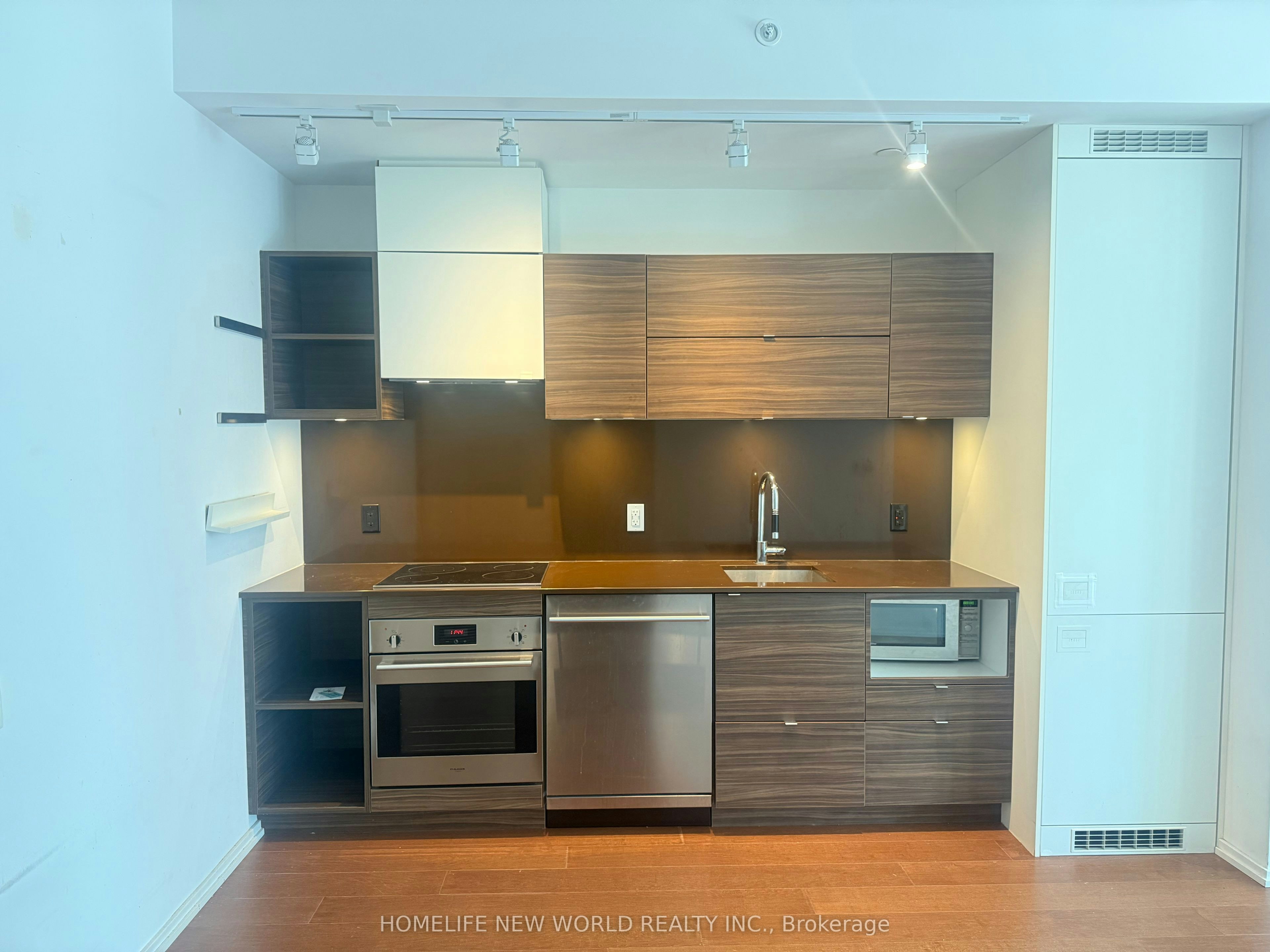 2311-125 Peter Street, Toronto, ON, M5V 2G9 - 10