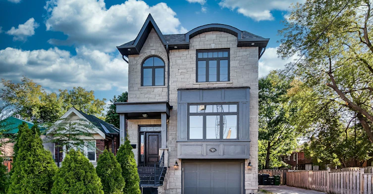 109 Banff Road, Toronto, ON, M4P 2P6