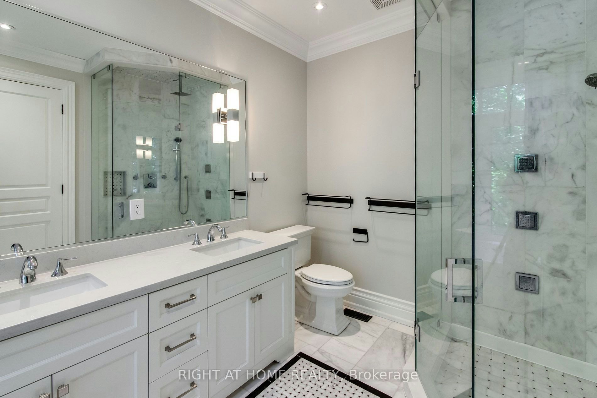 109 Banff Road, Toronto, ON, M4P 2P6 - 27