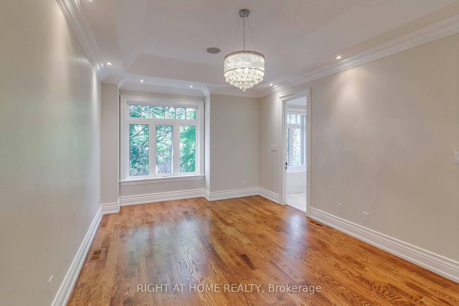 109 Banff Road, Toronto, ON, M4P 2P6 - 24