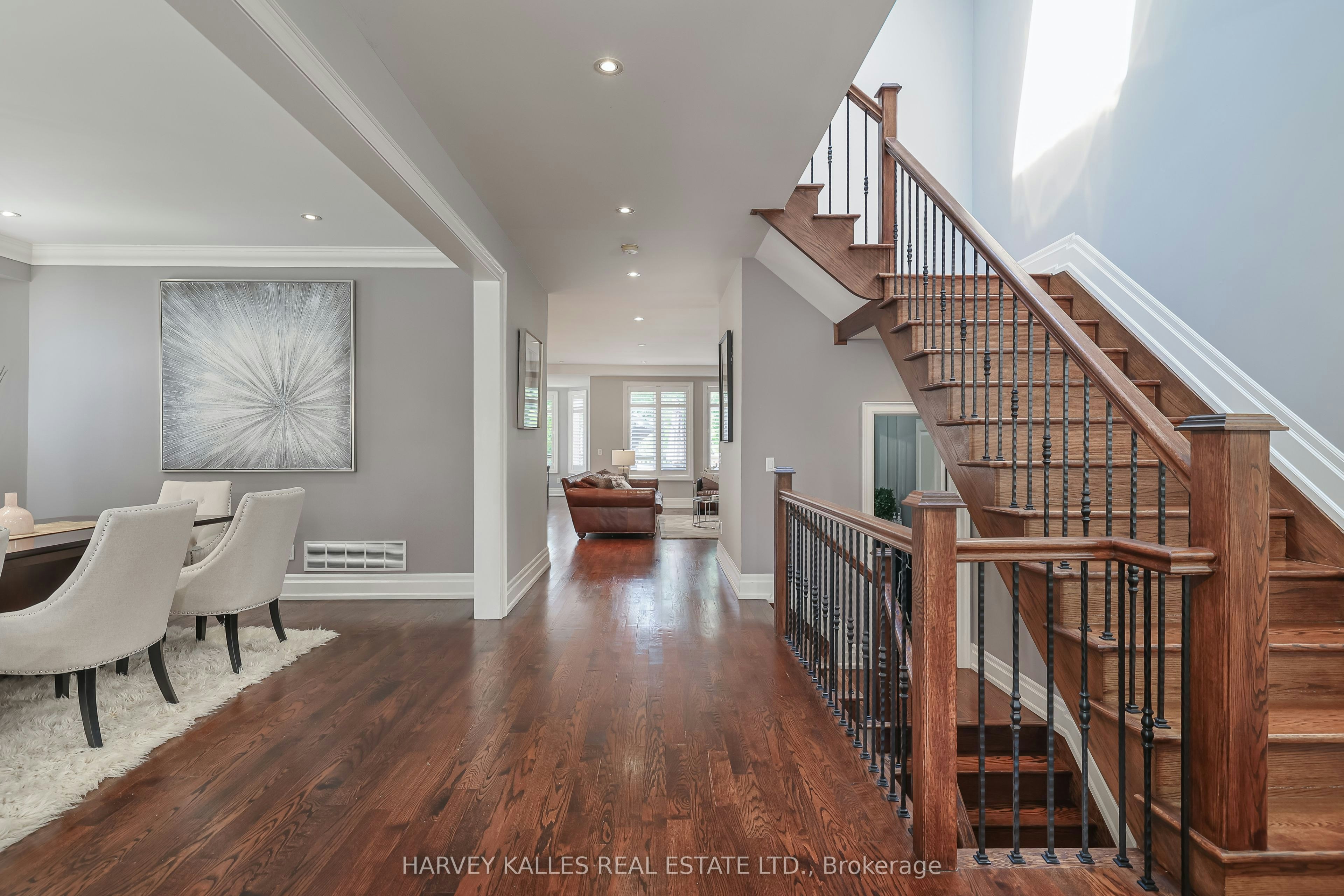 44 Churchill Avenue, Toronto, ON, M2N 1Y7 - 4
