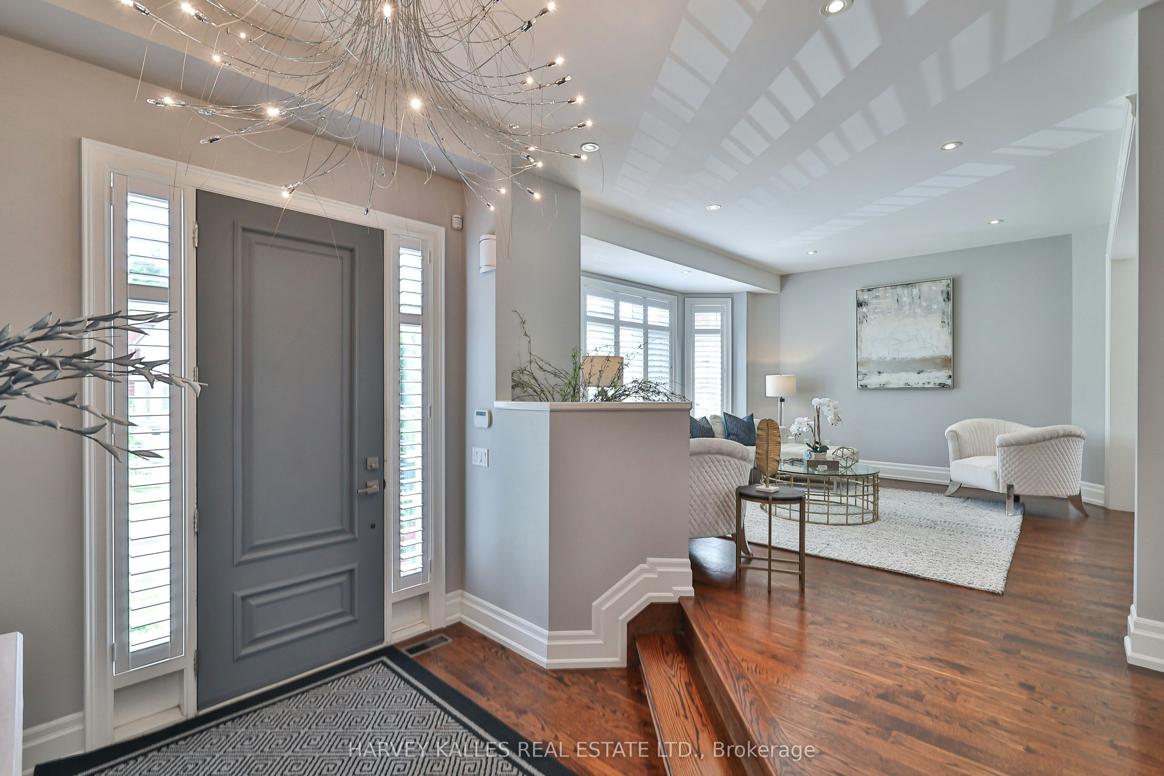 44 Churchill Avenue, Toronto, ON, M2N 1Y7 - 3