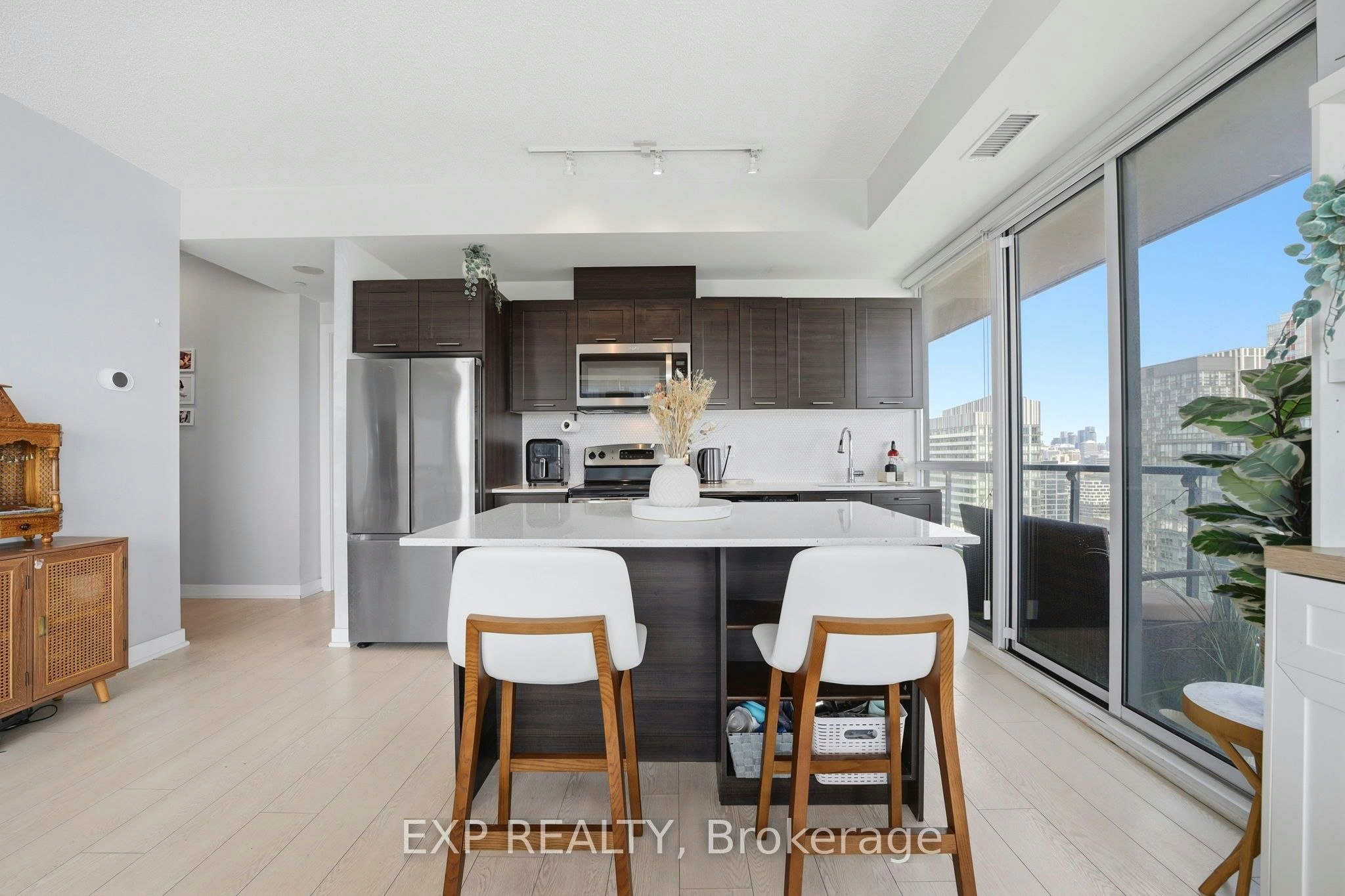 LPH07-20 Bruyeres Mews, Toronto, ON, M5V 0G8 - 6