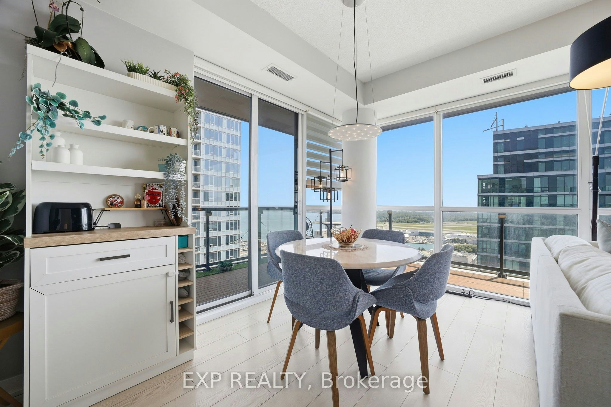 LPH07-20 Bruyeres Mews, Toronto, ON, M5V 0G8 - 10