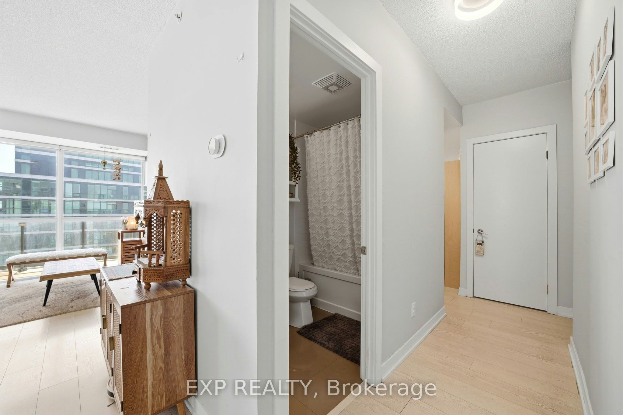 LPH07-20 Bruyeres Mews, Toronto, ON, M5V 0G8 - 32