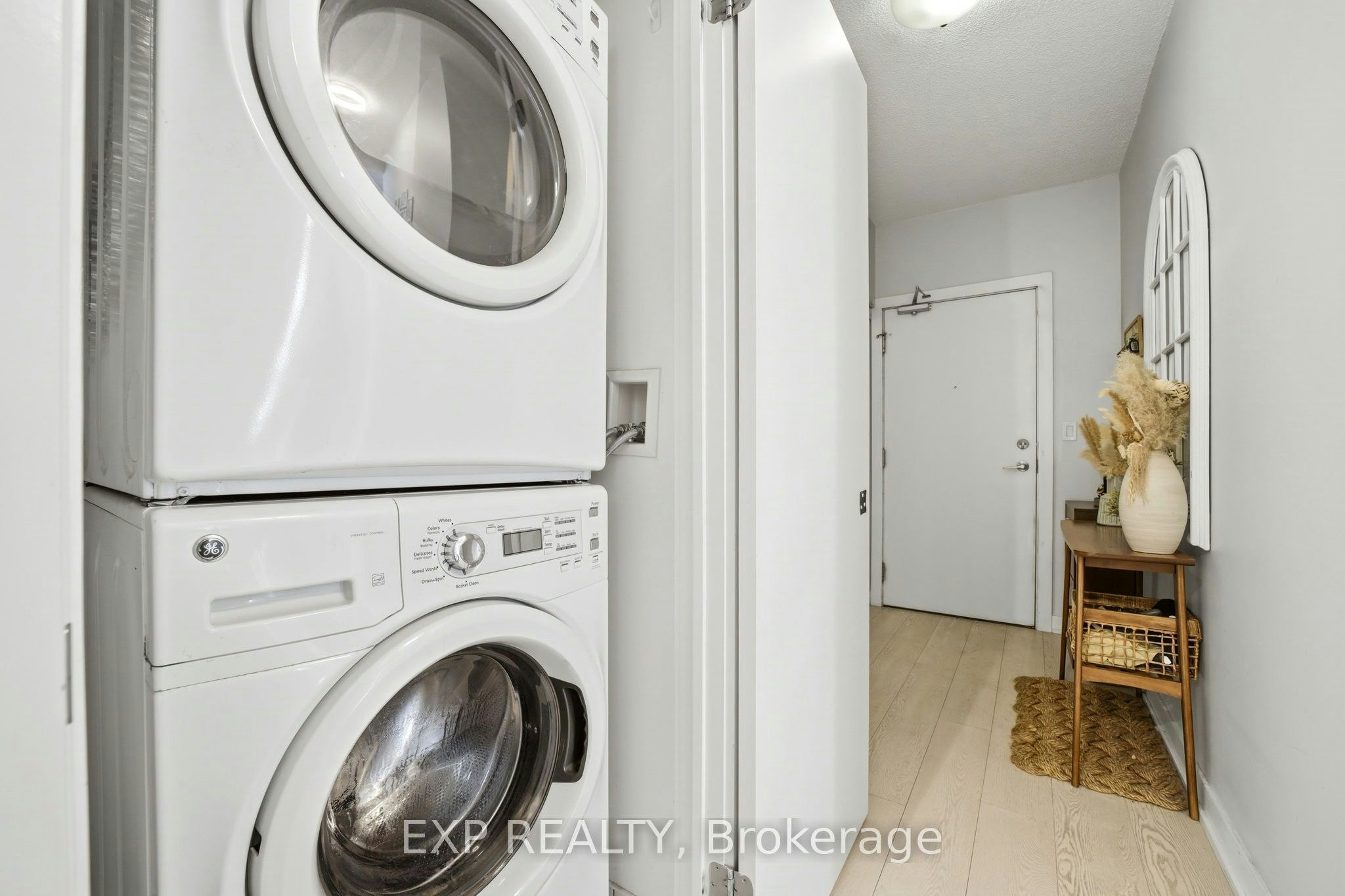 LPH07-20 Bruyeres Mews, Toronto, ON, M5V 0G8 - 35