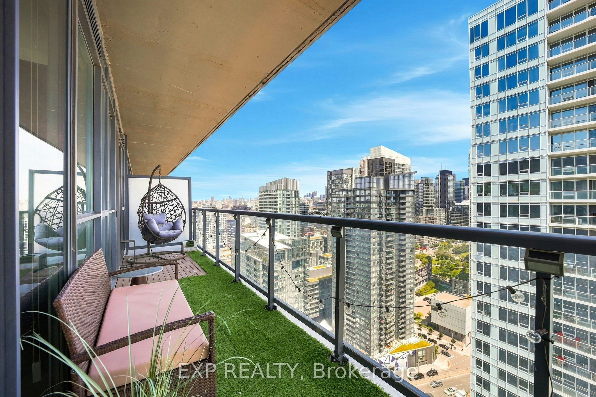 LPH07-20 Bruyeres Mews, Toronto, ON, M5V 0G8 - 17