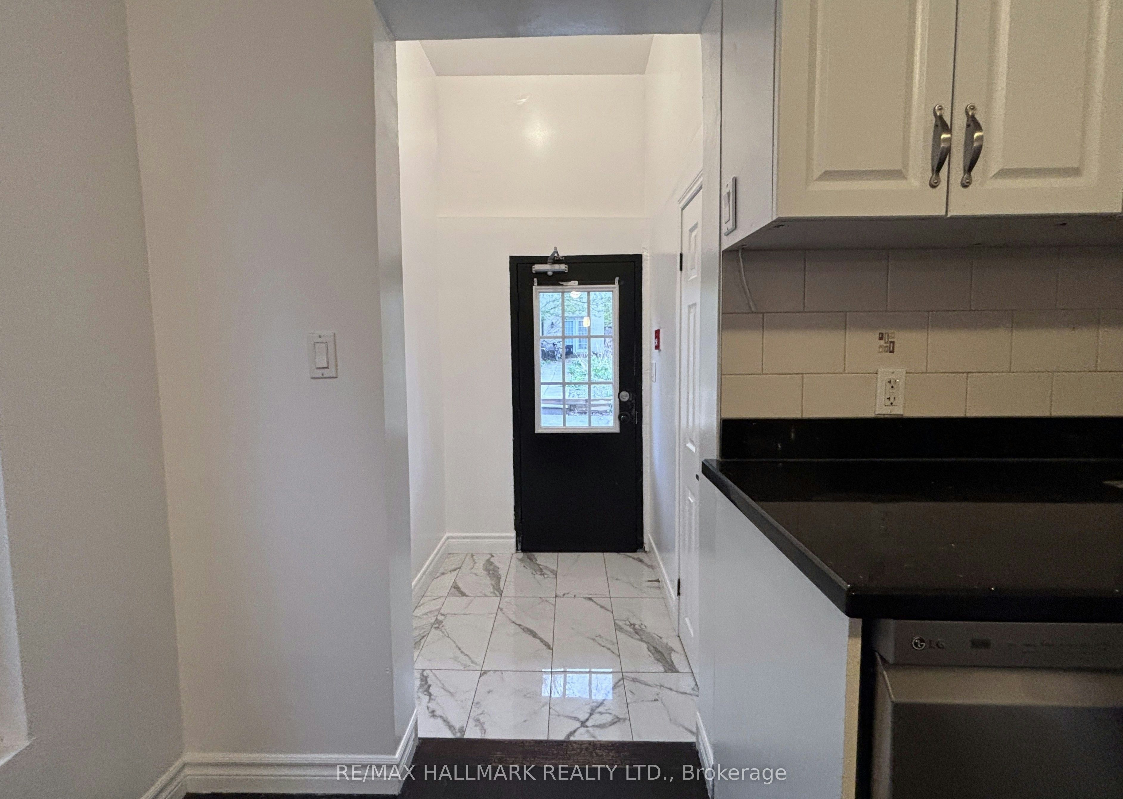 2-122 Baldwin Street, Toronto, ON, M5T 1L6 - 6