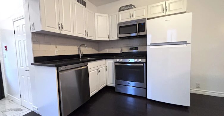 2-122 Baldwin Street, Toronto, ON, M5T 1L6 - 5