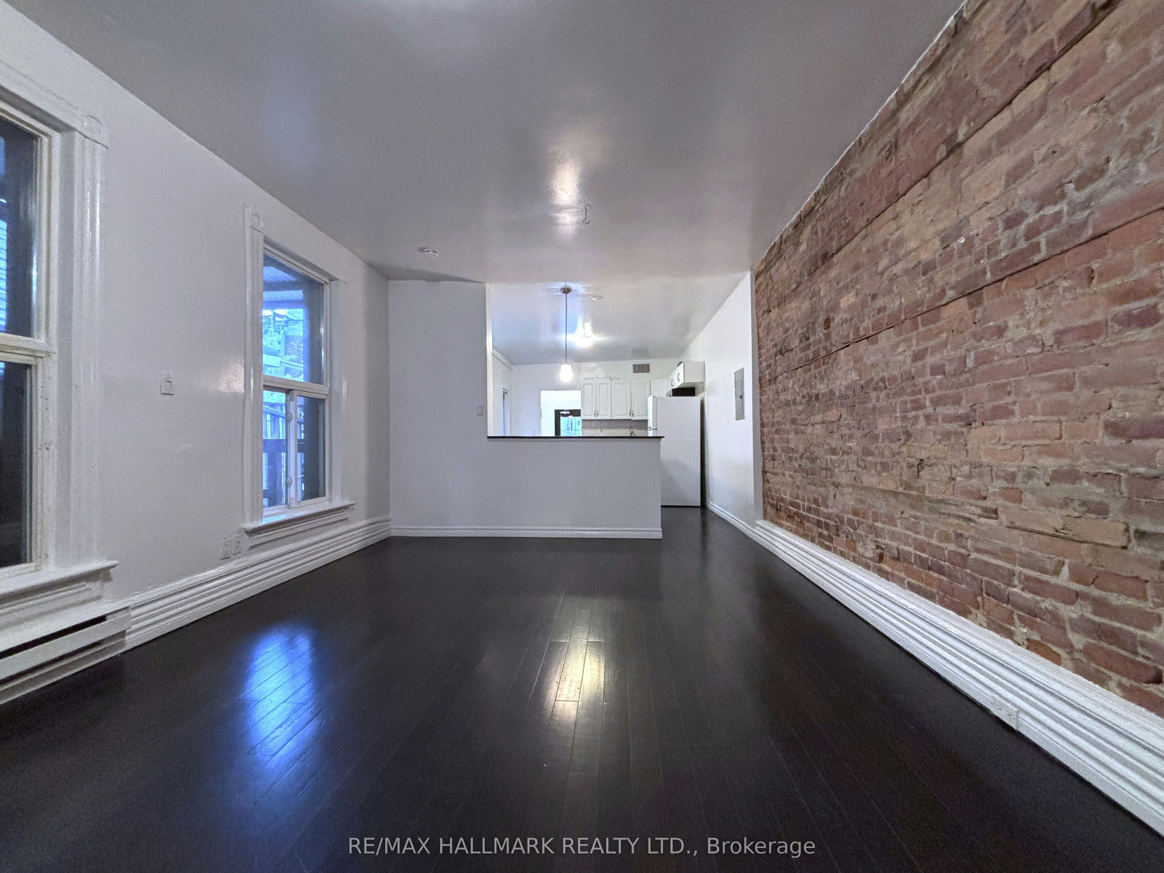 2-122 Baldwin Street, Toronto, ON, M5T 1L6 - 2